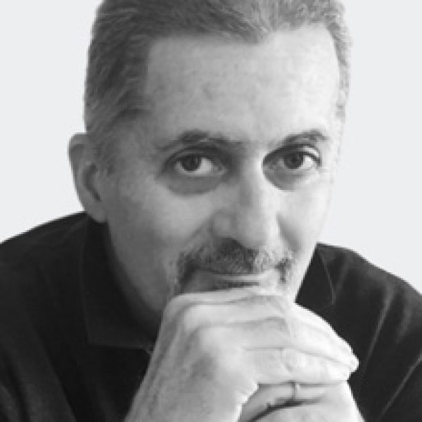 Ο βιομηχανικός σχεδιαστής Τζοβάνι Μπακολίνι ιδρυτής του Studio Omega Μπολόνια
