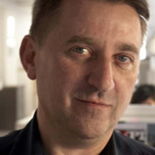 James Irvine, σχεδιαστής της καρέκλας Juno για την Arper
