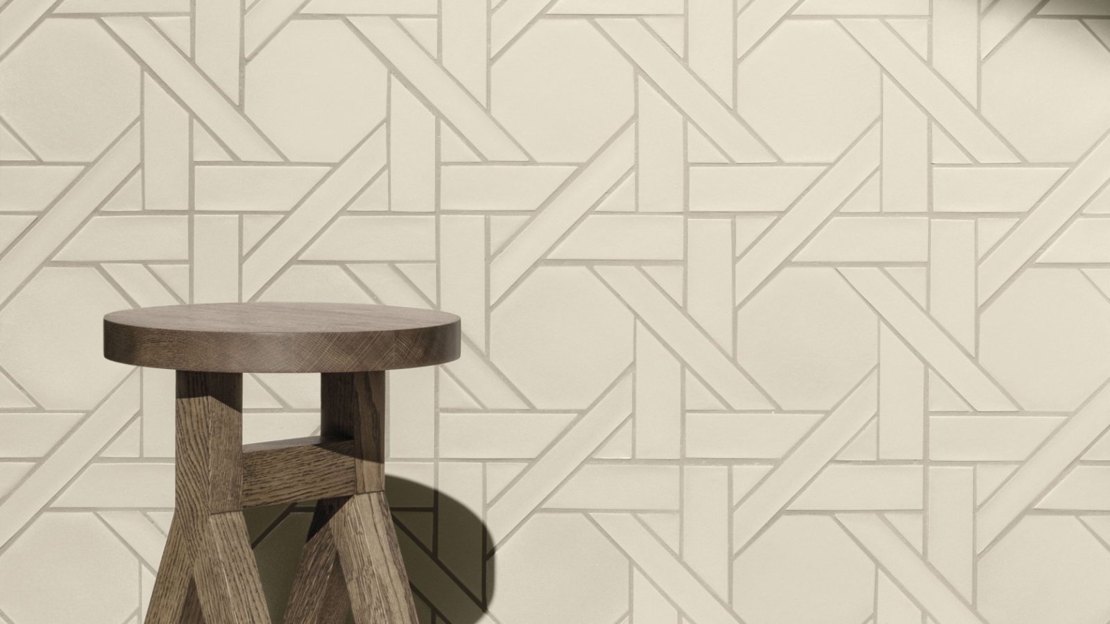 Ψηφιδωτό Weaving της Mutina με το πλεκτό μοτίβο Ba Leng σε λευκό
