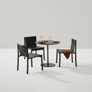 Ρυθμιζόμενα πέλματα της Kata Chair
