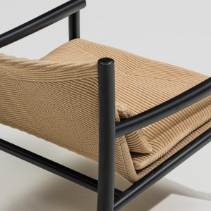 Σειρά από Kata Chair σε άτυπη αίθουσα συσκέψεων