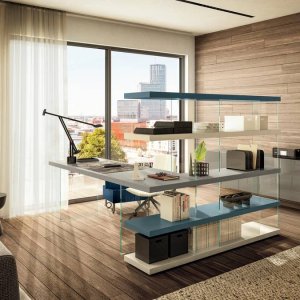 Συνεχή νερά δρυός στο Air Desk