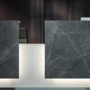 Συρταριέρα με κλειδαριά και λειτουργία κατά ανατροπής
