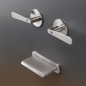 Κλασική συλλογή μπαταριών Lutezia της Cea Design με αξεσουάρ