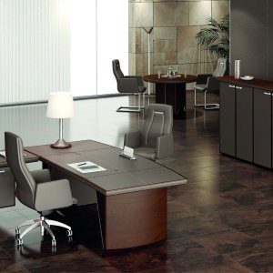 Κεντρικό πόδι από δύο ξύλινους ημικίονες με επιχρωμιωμένη γραμμή, τραπέζι iSixty