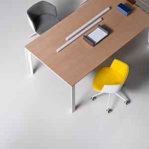 Cut με ολική ταπετσαρία σε γκρι ύφασμα
