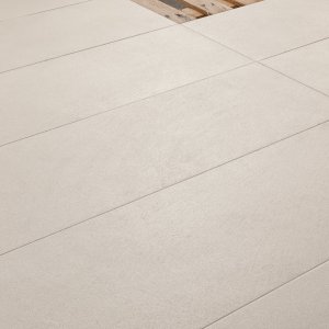 Εξωτερική βεράντα στρωμένη με Déchirer