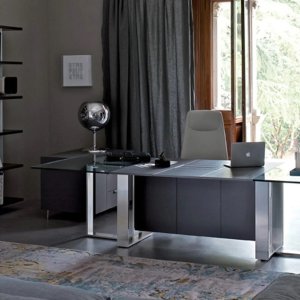Γραφείο design Altagamma της Estel σε καπλαμά με χωνευτό top access και πόδια-πλαίσιο αλουμινίου