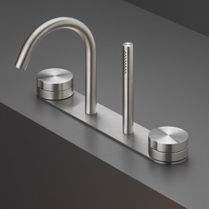 Giotto της Cea Design: επιτοίχια μπαταρία πάνω από νιπτήρα