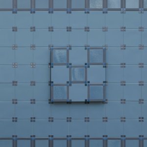 Εξωτερικός τοίχος επενδυμένος με Homage to the Square