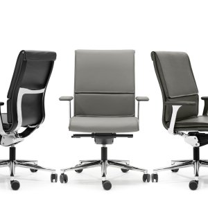 Τετρακτινωτή βάση με πέλματα της Una Chair