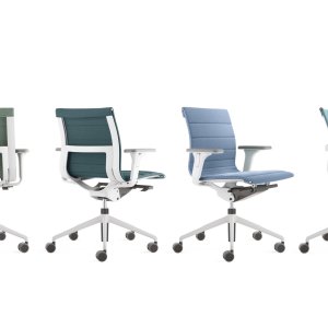 Σειρά καθισμάτων Una Chair κατά μήκος τραπεζιού συνεδριάσεων