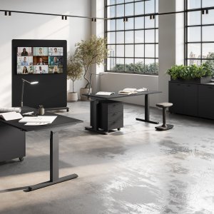 Bench καθιστής-όρθιας εργασίας UP με τη μία πλευρά όρθια και την άλλη καθιστή