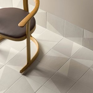 Στοιχεία Edge πλαισιώνουν δάπεδο Puzzle