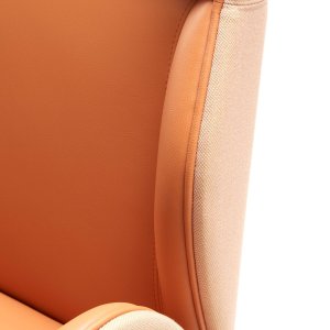 Δίχρωμη ταπετσαρία SB σε πολυθρόνα Suoni